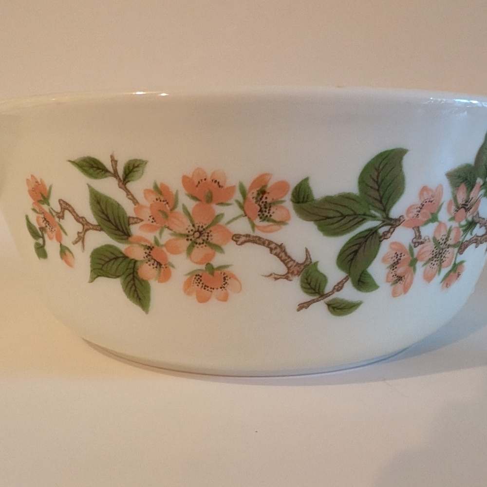 Pyrex Cherry Blossom Vintage Round Casserole Dish White Lisa Pattern No Lid 70’s